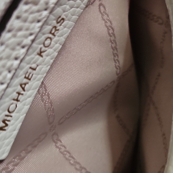 Michael Kors White Leather Tote Bag - Picture 9 of 9